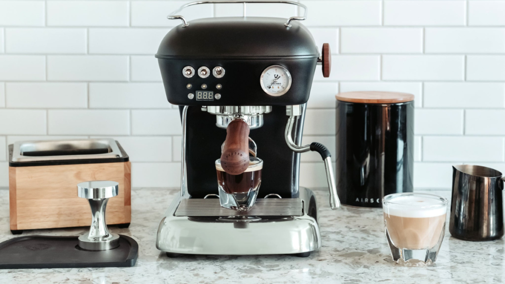 The Best Espresso Machines: Coffee Master in Your Kitchen (Fall 2022)